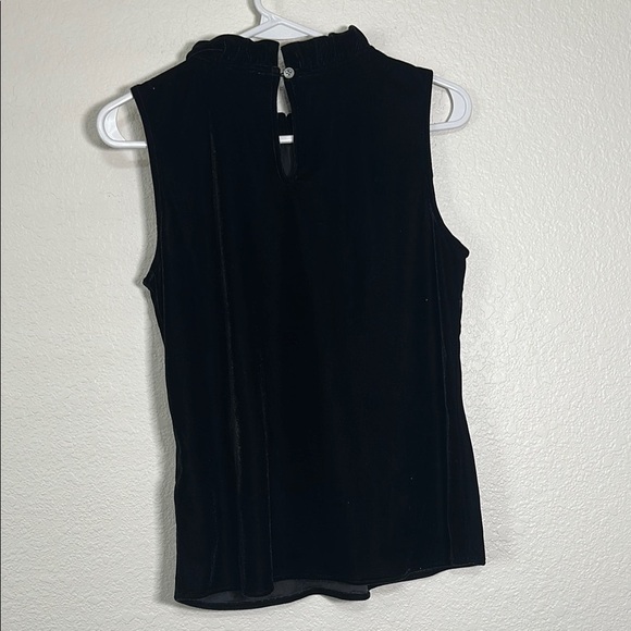J. Crew Velvet Chic Sleeveless Top with Bow Accent XS - Picture 2 of 6